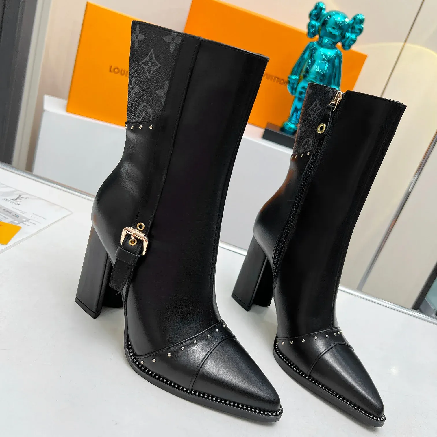 Autumn and Winter Fashion Short Boots