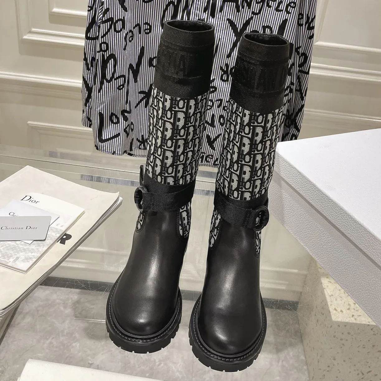 New fashionable vintage high boots with floral patterns