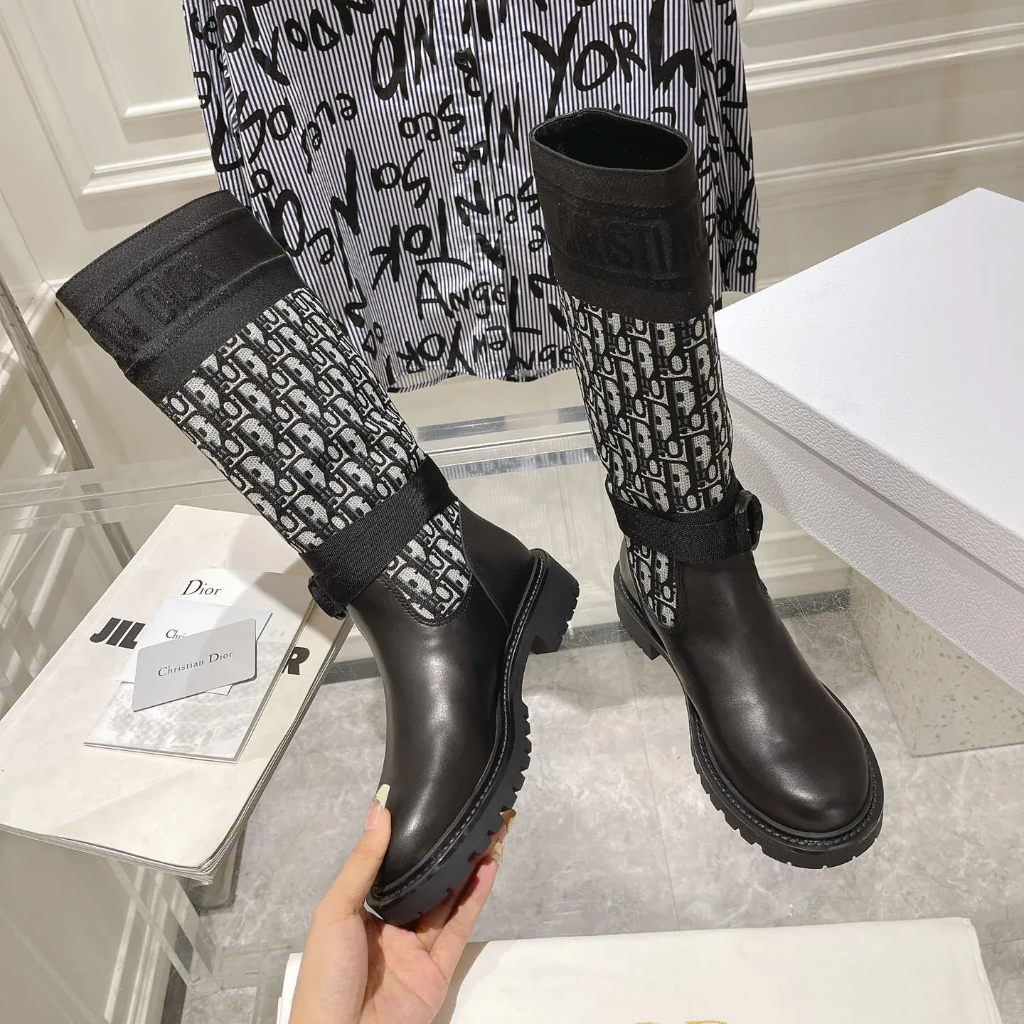 New fashionable vintage high boots with floral patterns