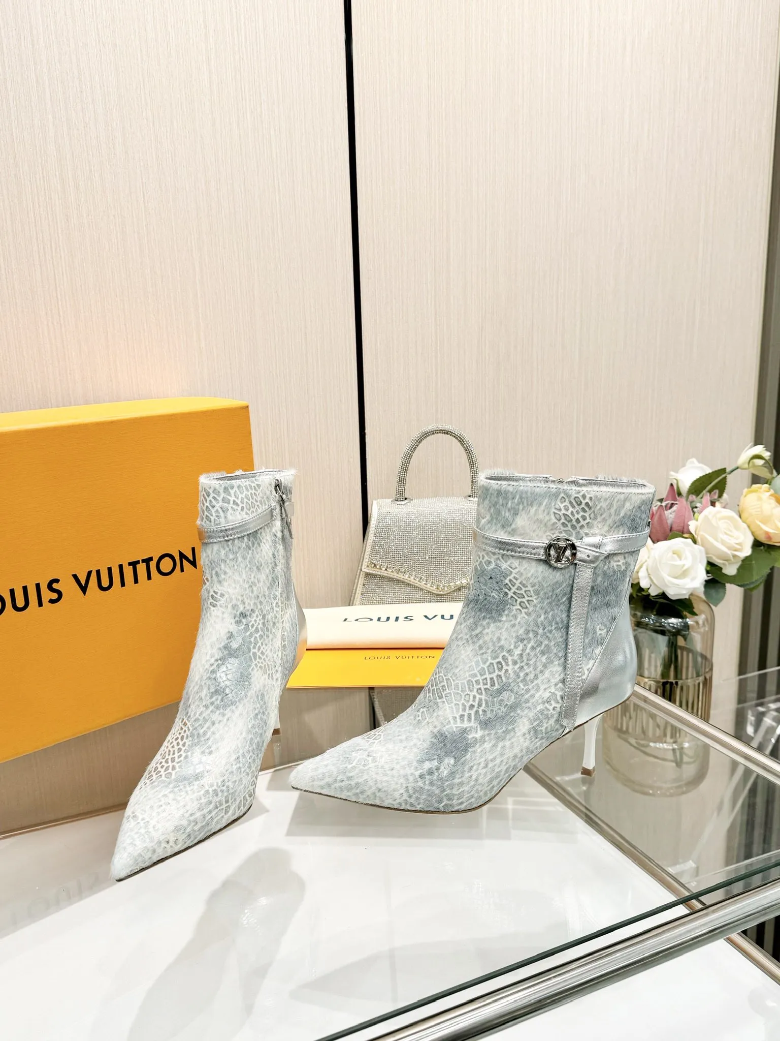 Latest High Heeled Ankle Boots for Ladies