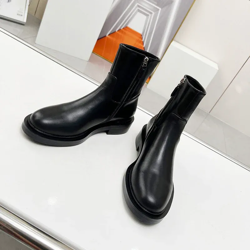 New fashion black one foot boots