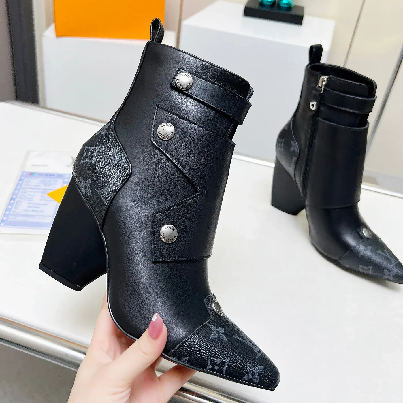 New pointed presbyopia short boots