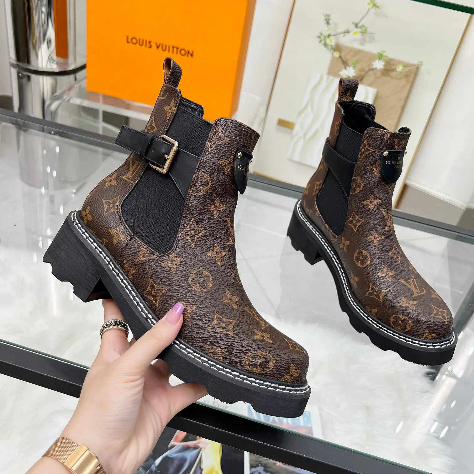 New Fall and Winter Fashion Women's Boots