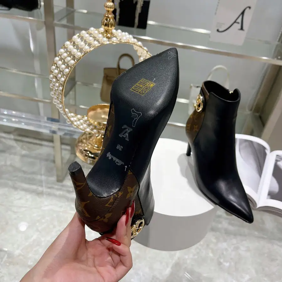 Ladies Top Quality Boots