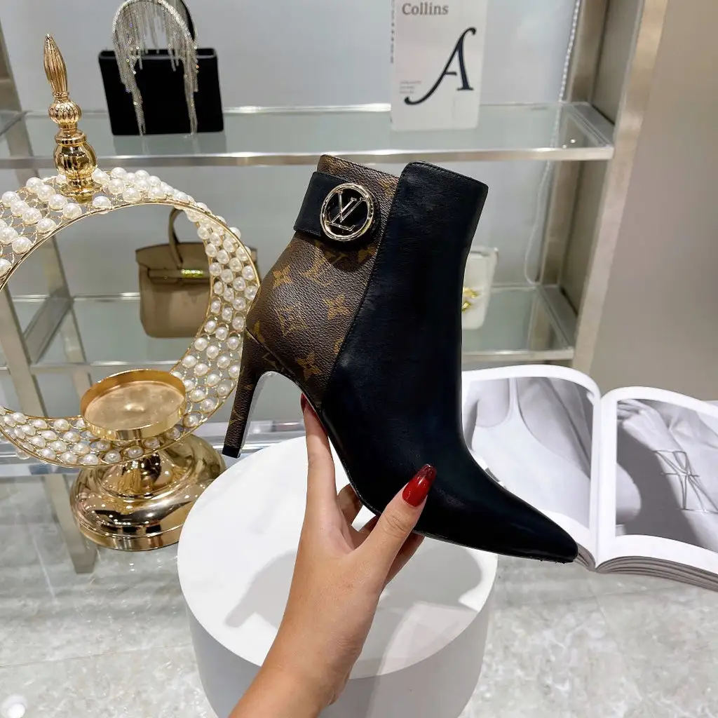 Ladies Top Quality Boots