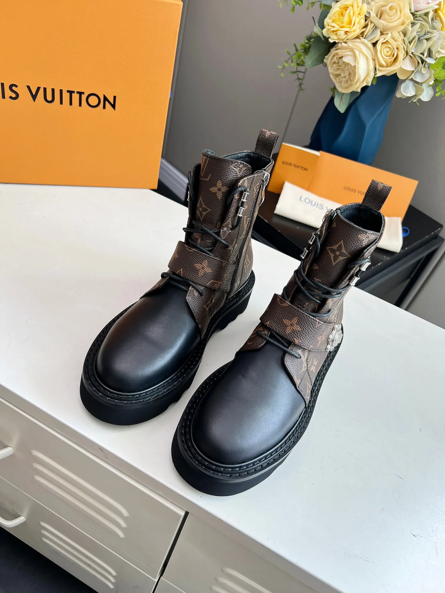 Beaubourg Chelsea Luxury Boots