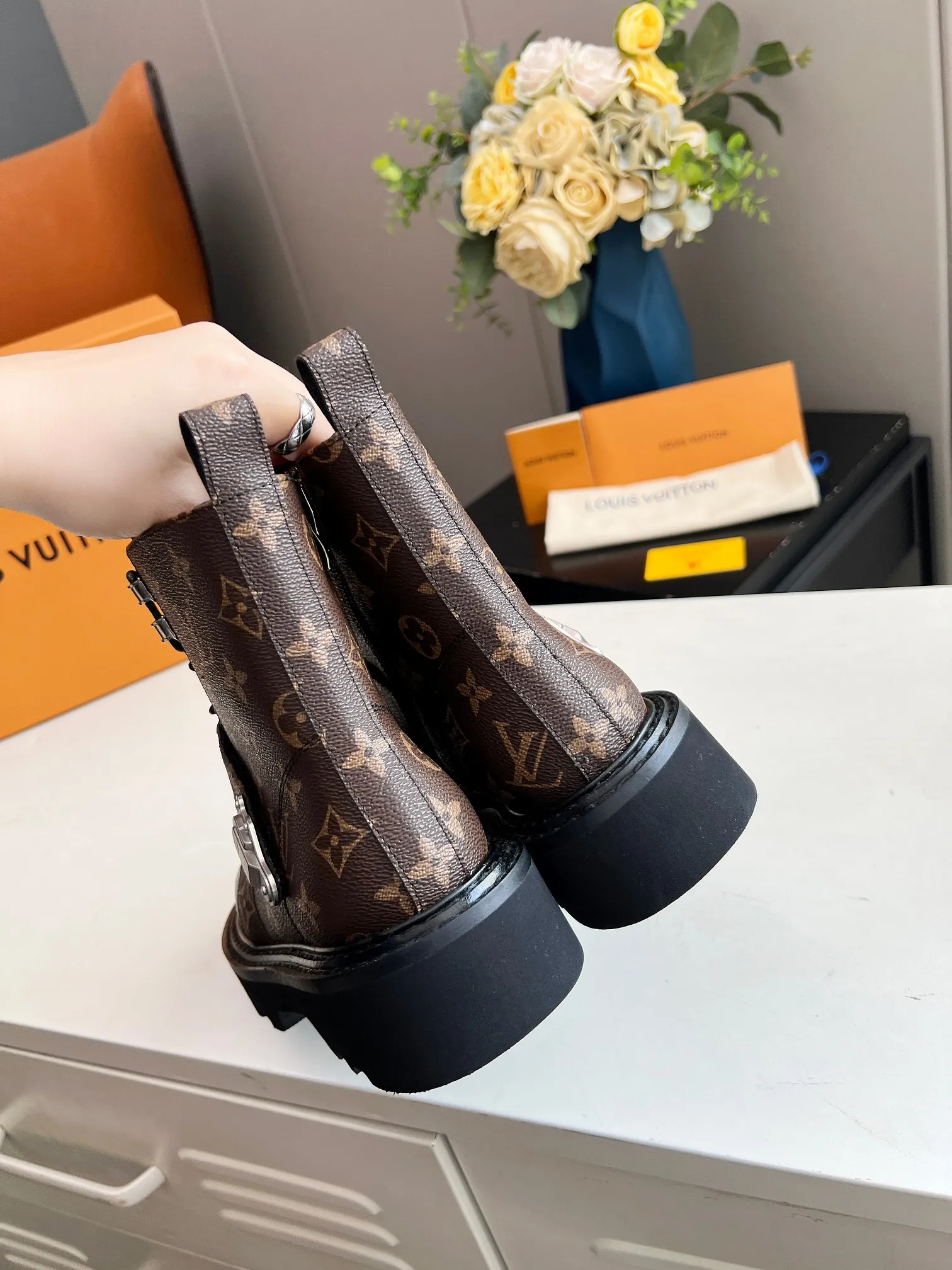 Beaubourg Chelsea Luxury Boots