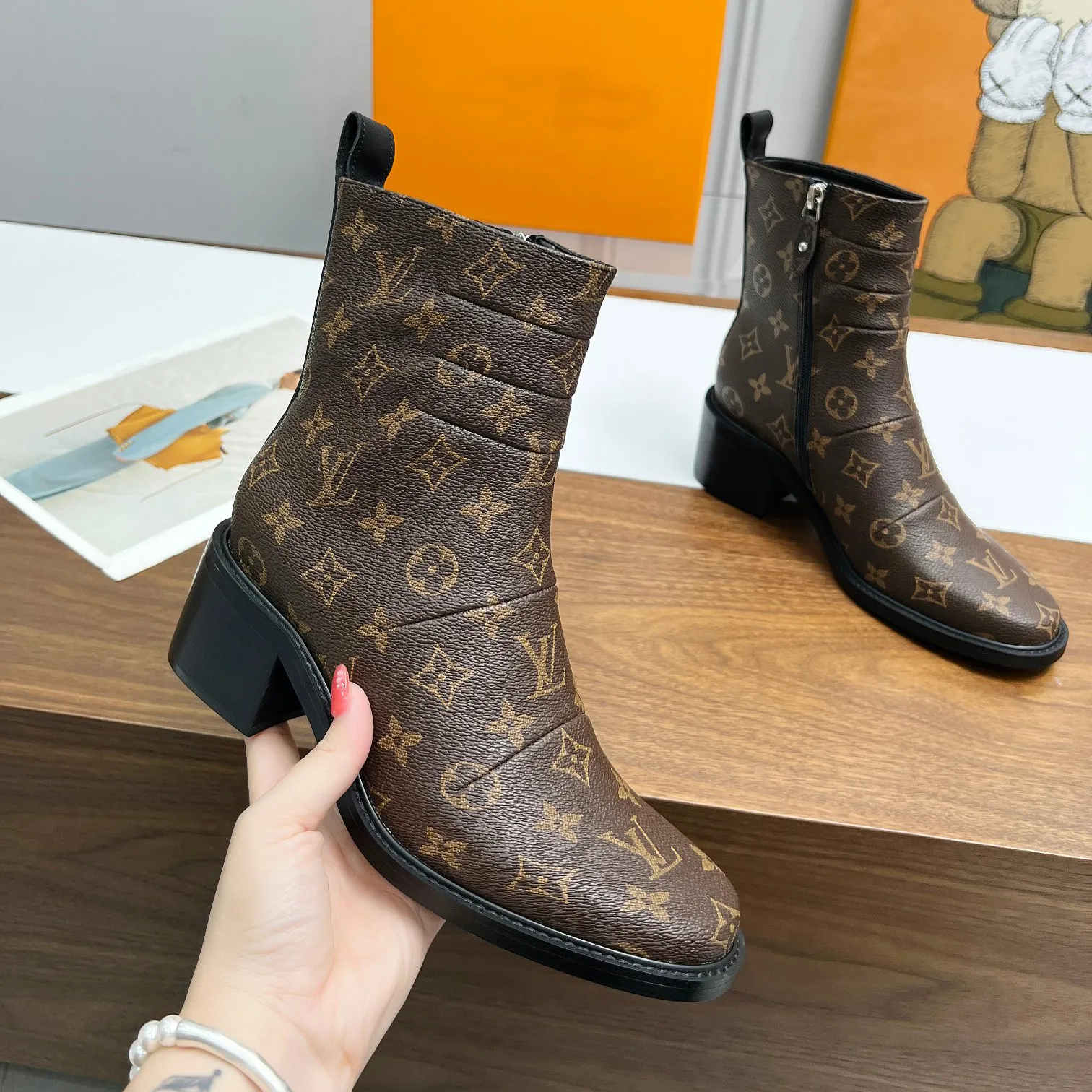 New Fall and Winter Fashion Women's Boots