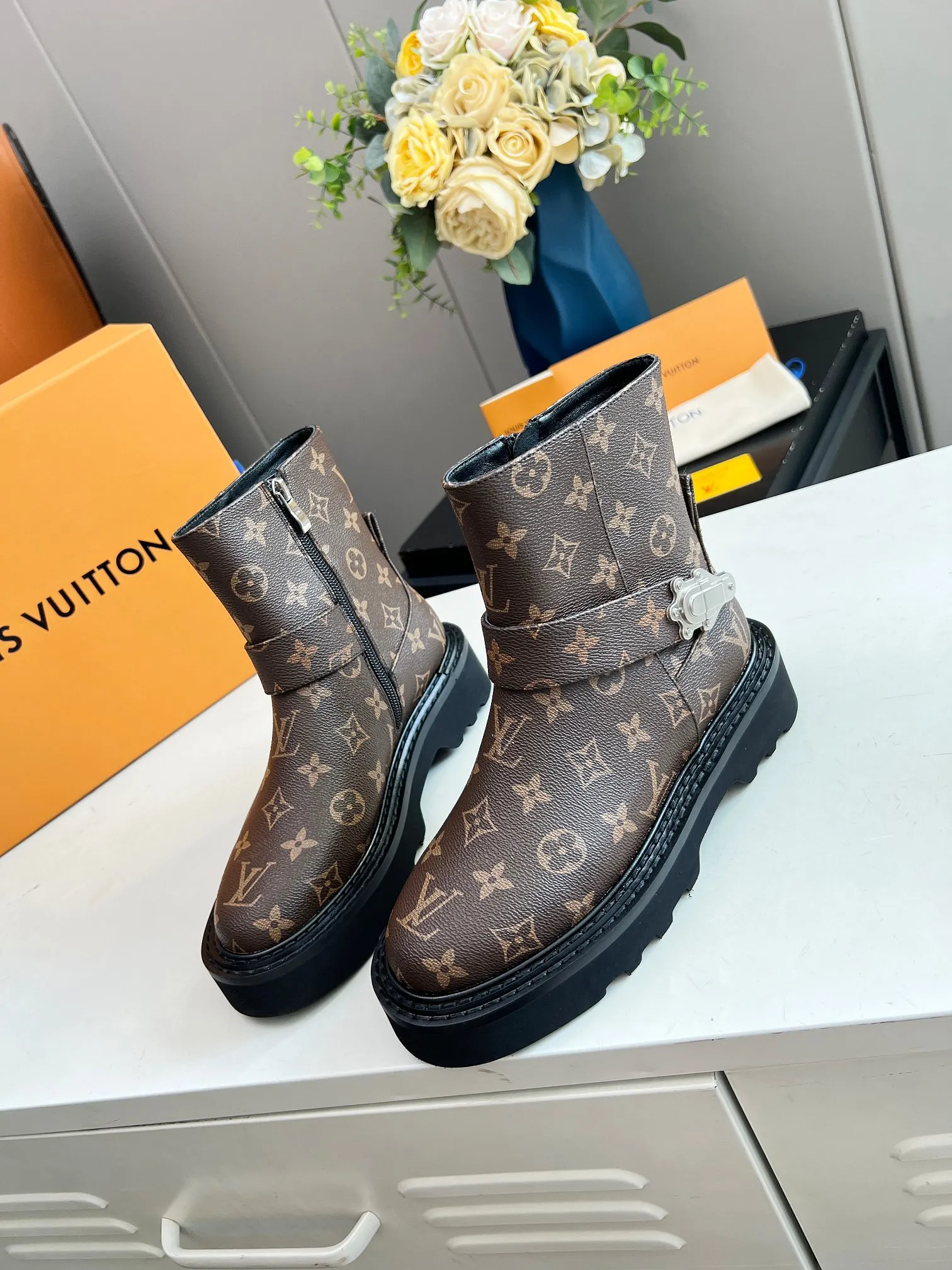 Beaubourg Chelsea Luxury Boots