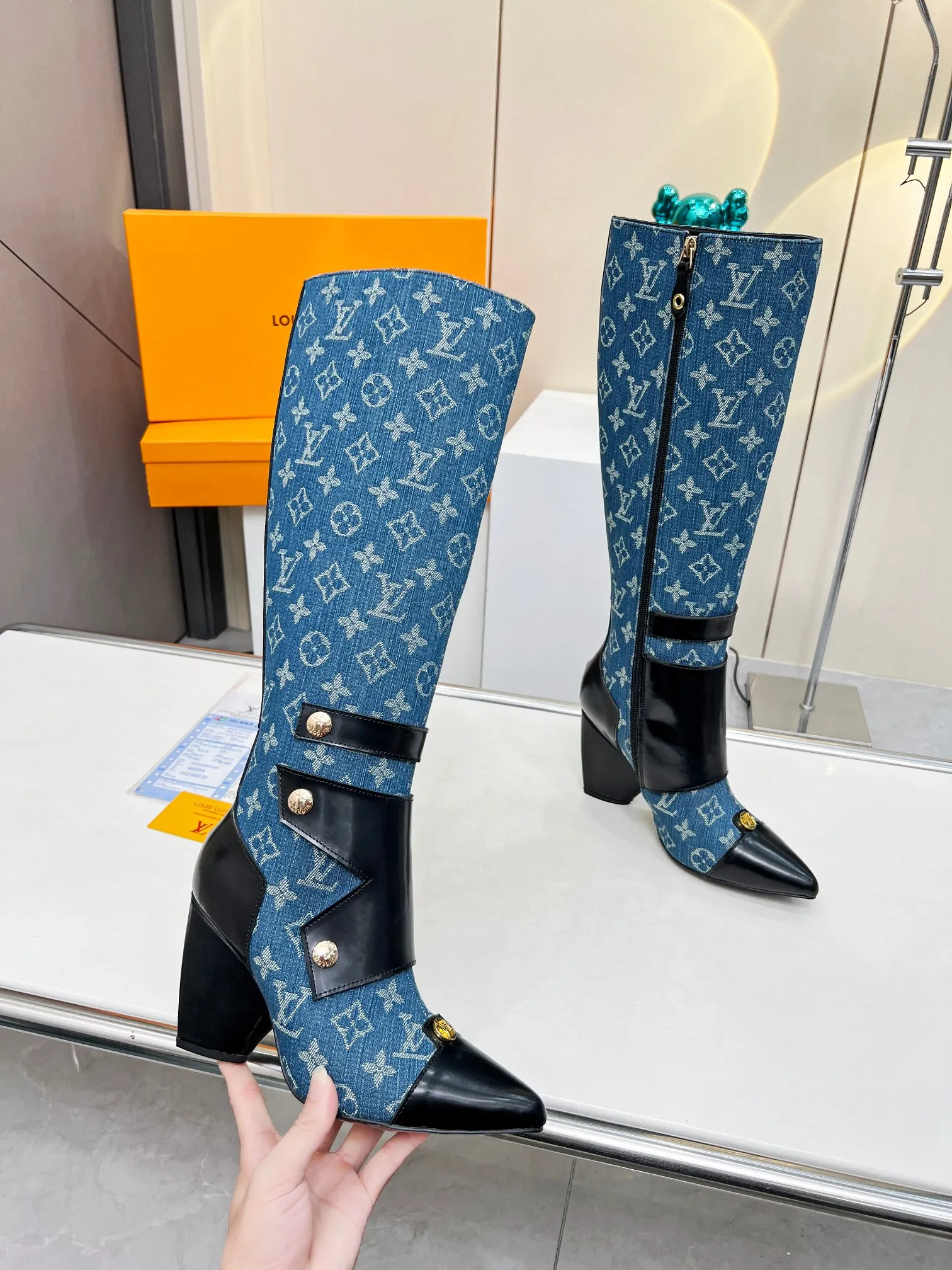 Fall/Winter LV Paris Fashion Week catwalk boots