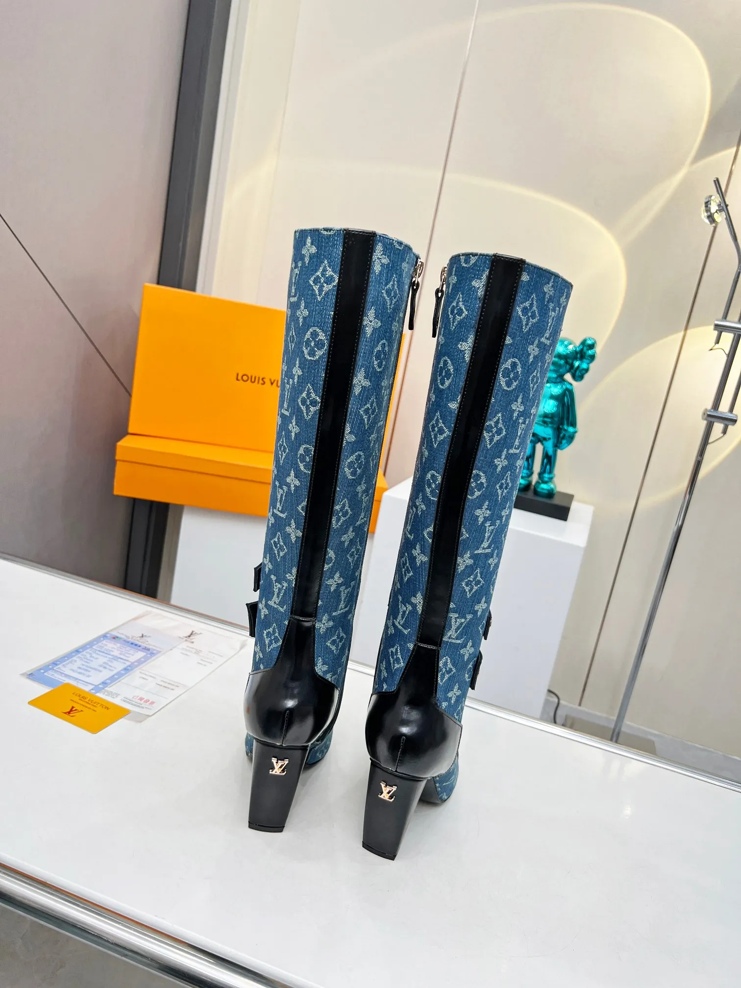 Fall/Winter LV Paris Fashion Week catwalk boots