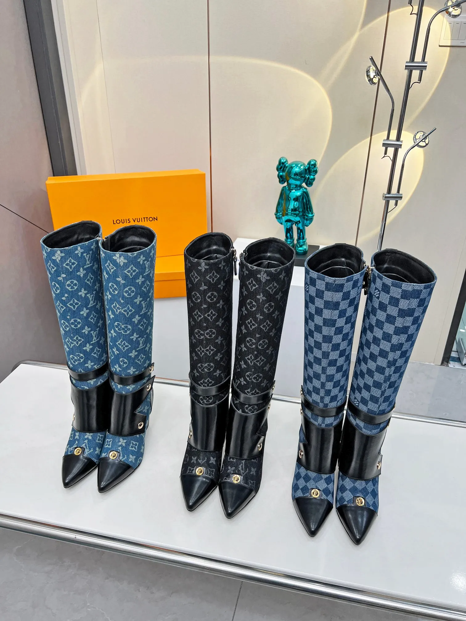 Fall/Winter LV Paris Fashion Week catwalk boots