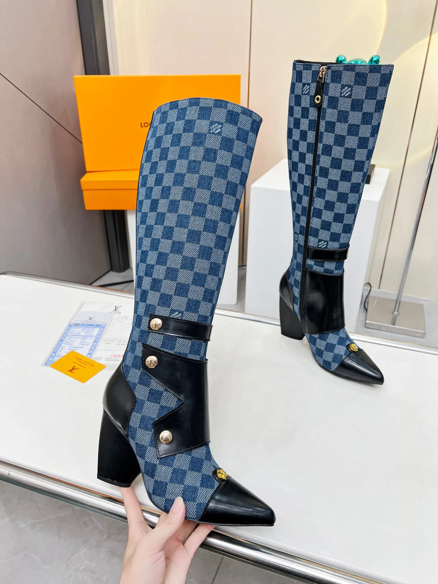 Fall/Winter LV Paris Fashion Week catwalk boots