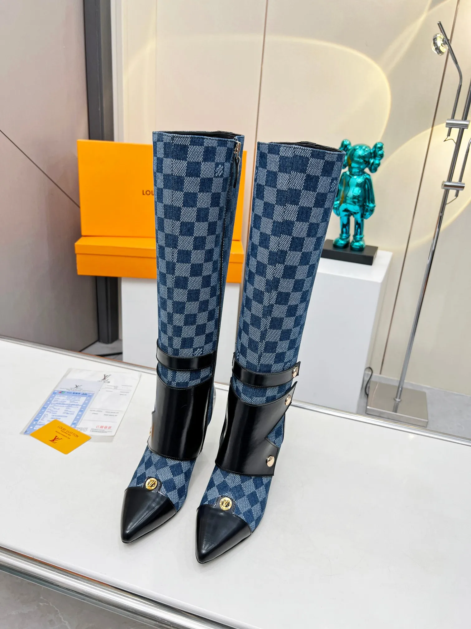 Fall/Winter LV Paris Fashion Week catwalk boots
