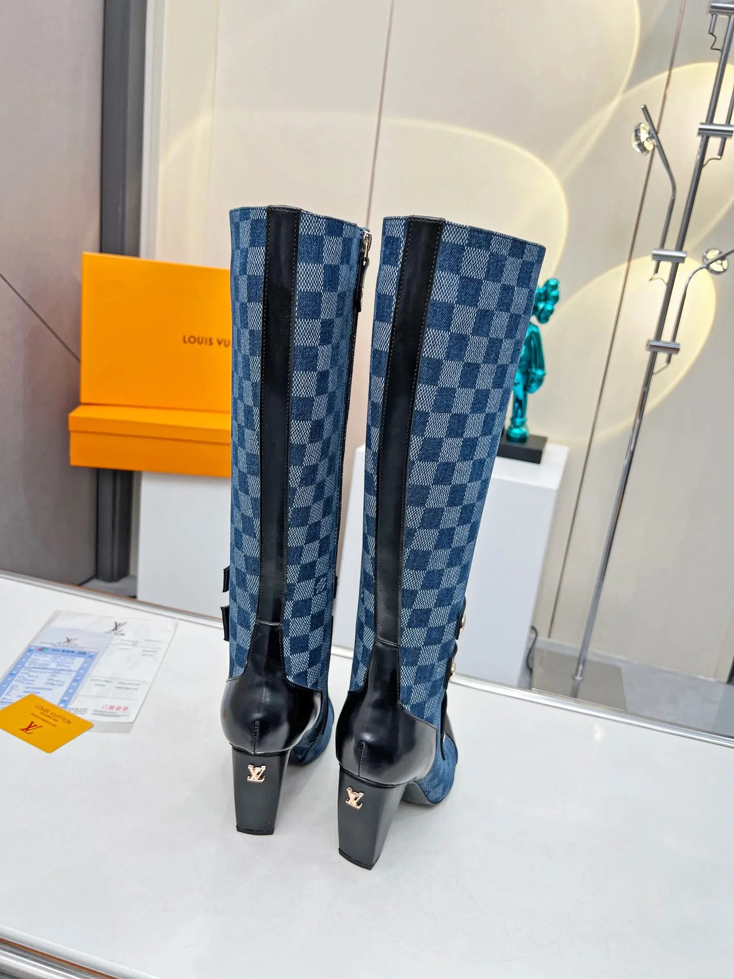 Fall/Winter LV Paris Fashion Week catwalk boots