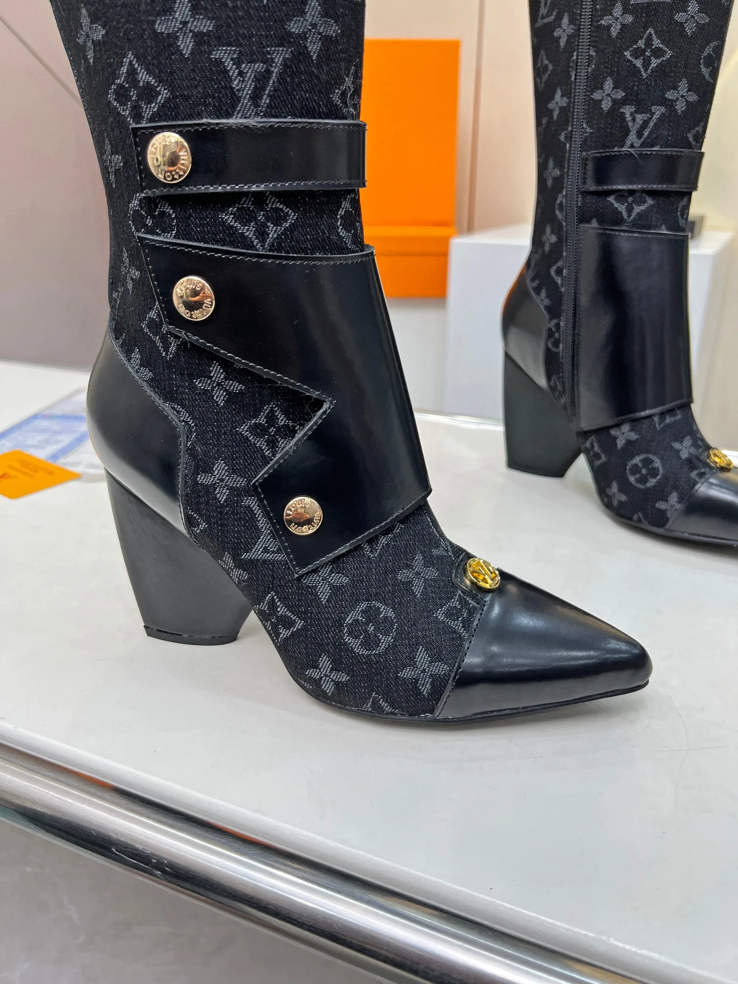 Fall/Winter LV Paris Fashion Week catwalk boots