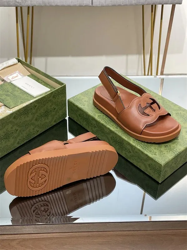 New Fashion G Sandals