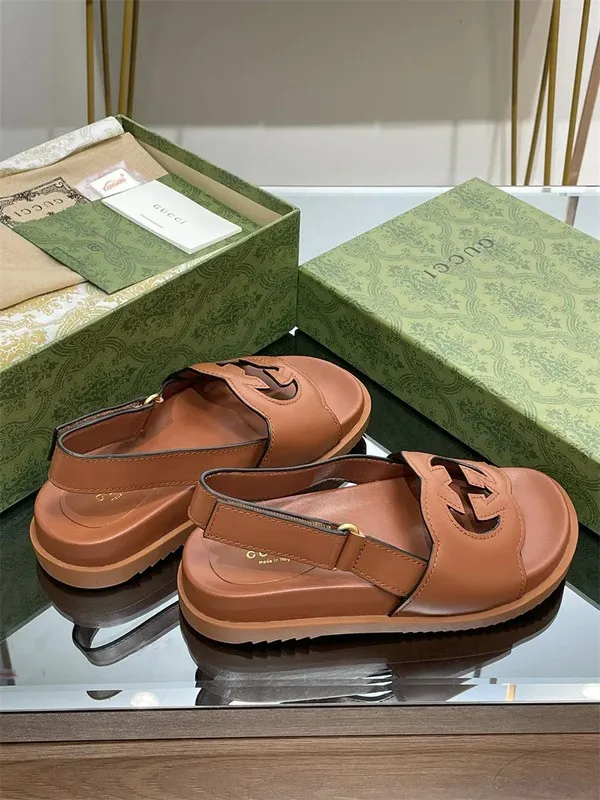 New Fashion G Sandals