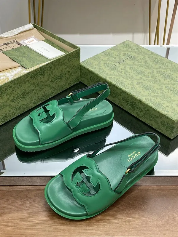 New Fashion G Sandals