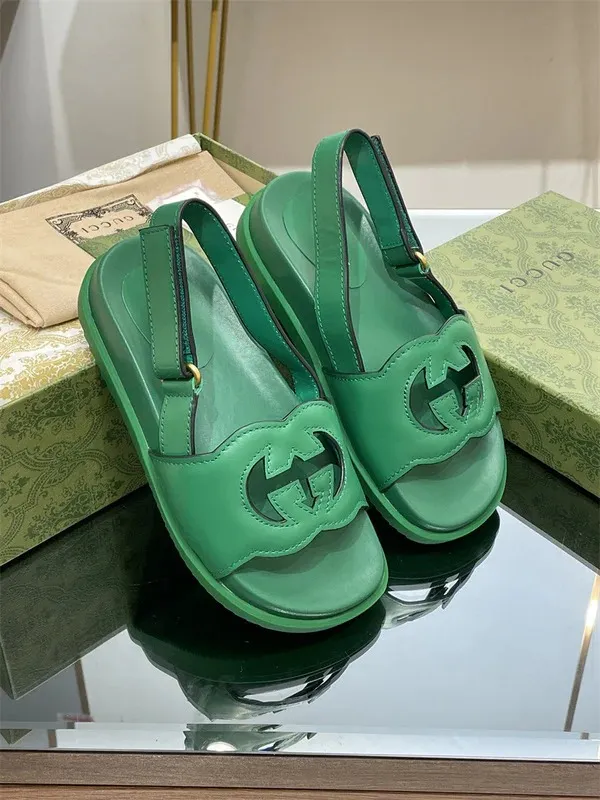 New Fashion G Sandals