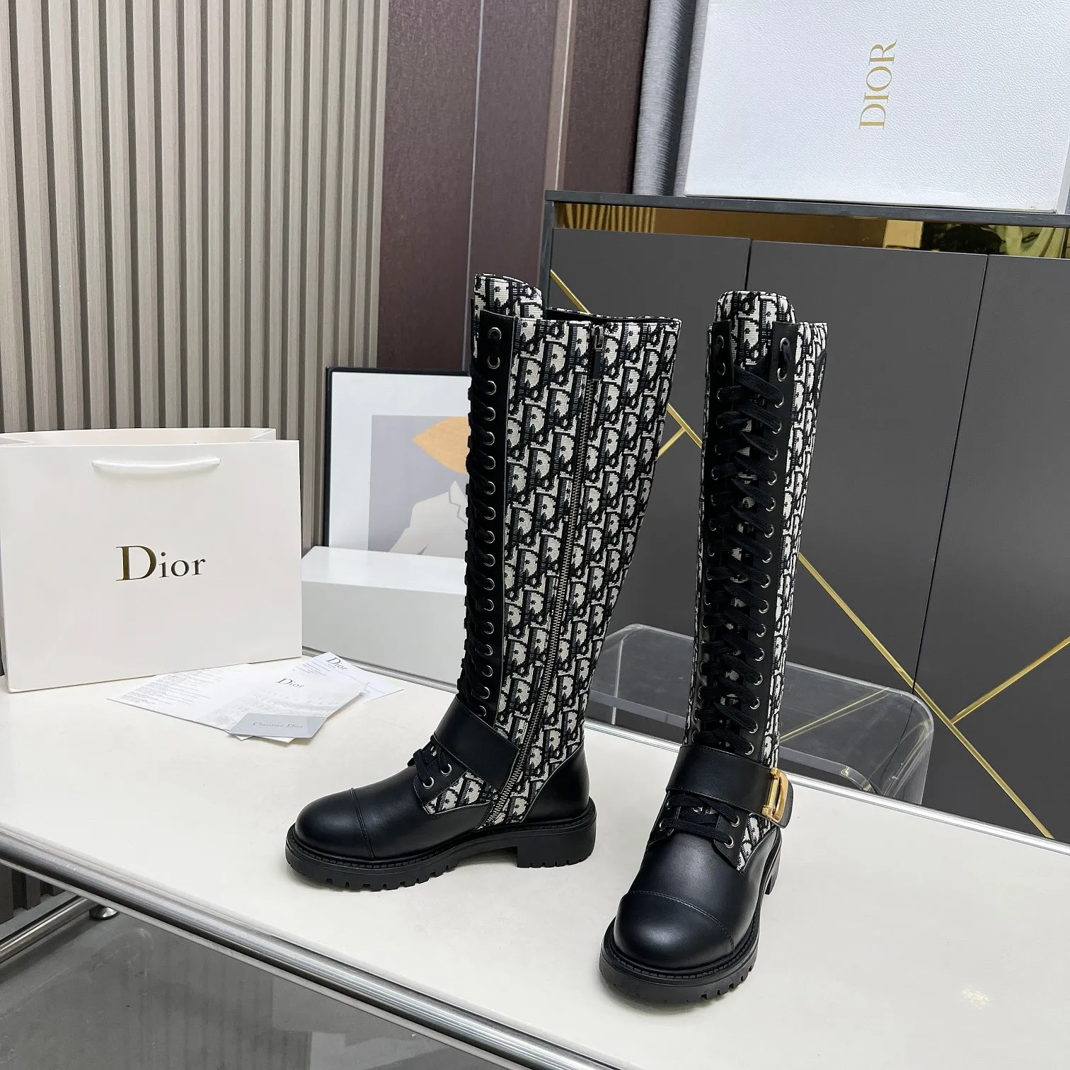 luxury embroidery patchwork leather casual boots