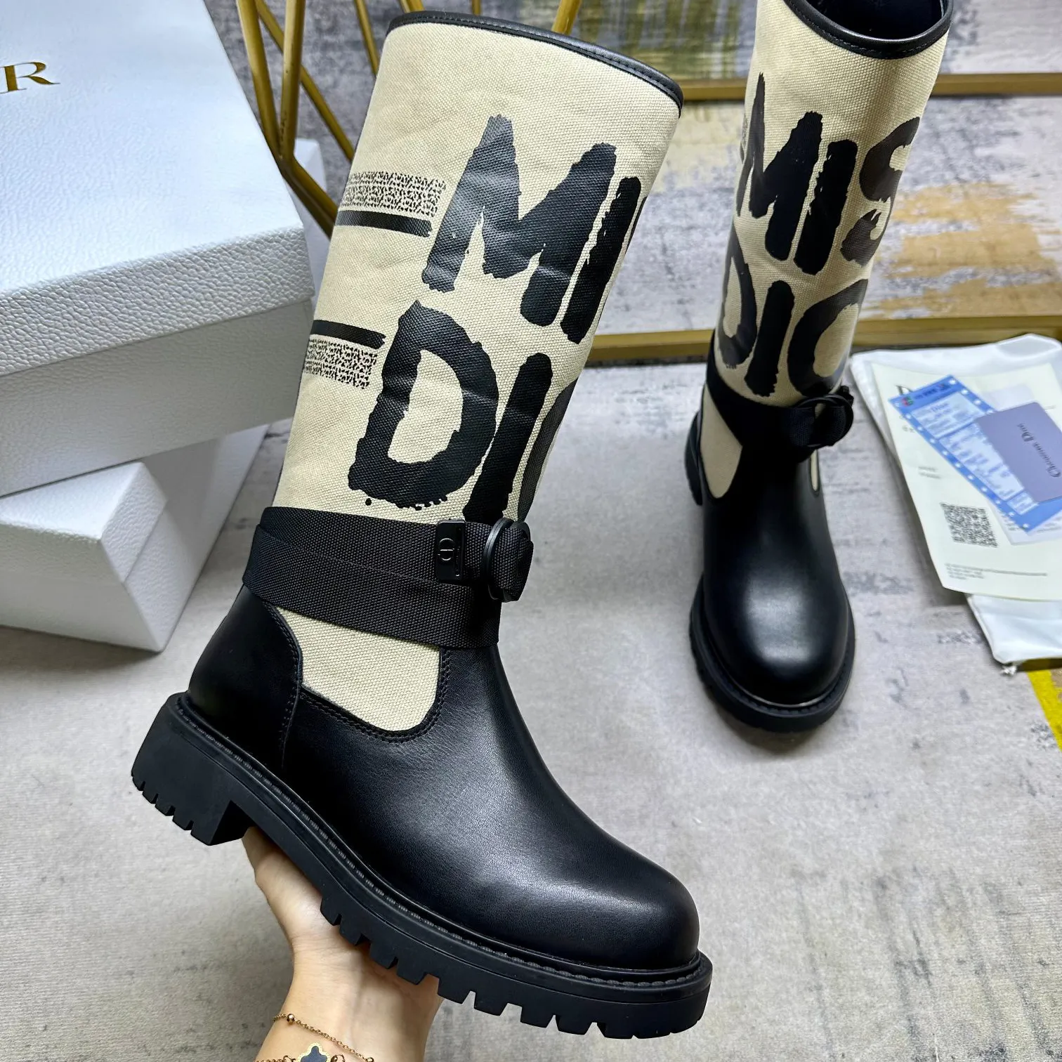 24 New Fall and Winter Fashion Women's Boots