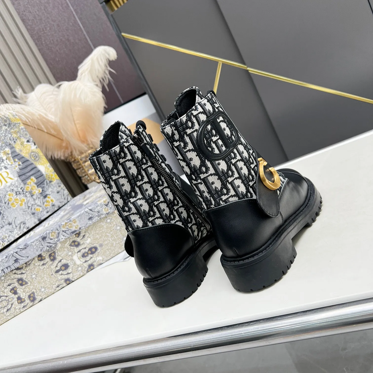 2024 D brand luxury embroidery patchwork leather casual boots