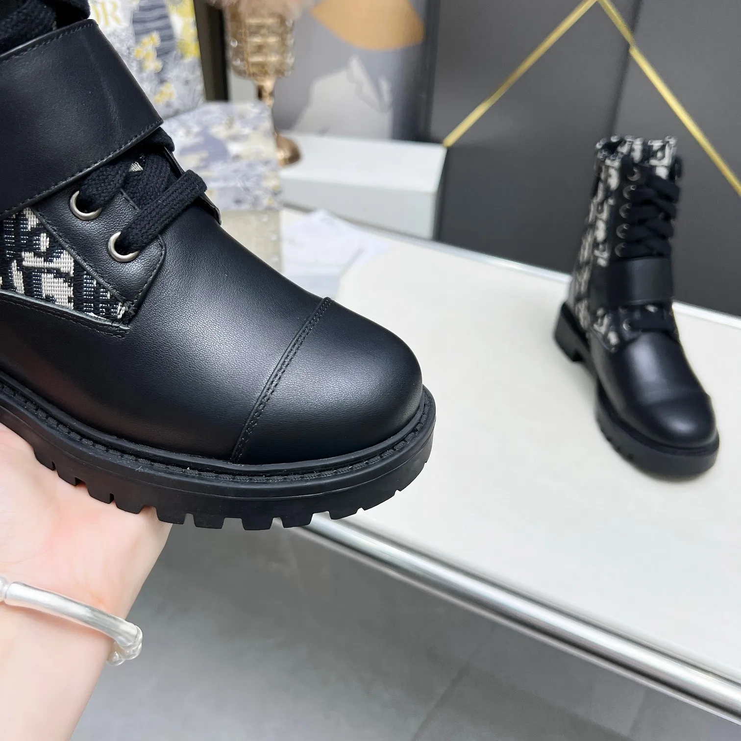 2024 D brand luxury embroidery patchwork leather casual boots