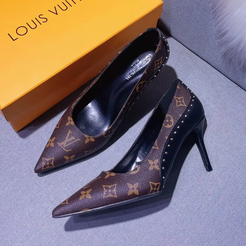 Luxury old flower classic high heels shoes