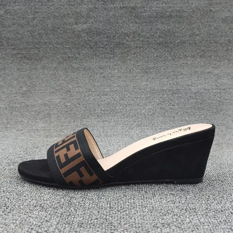 New Elegant All-match Daily Slippers