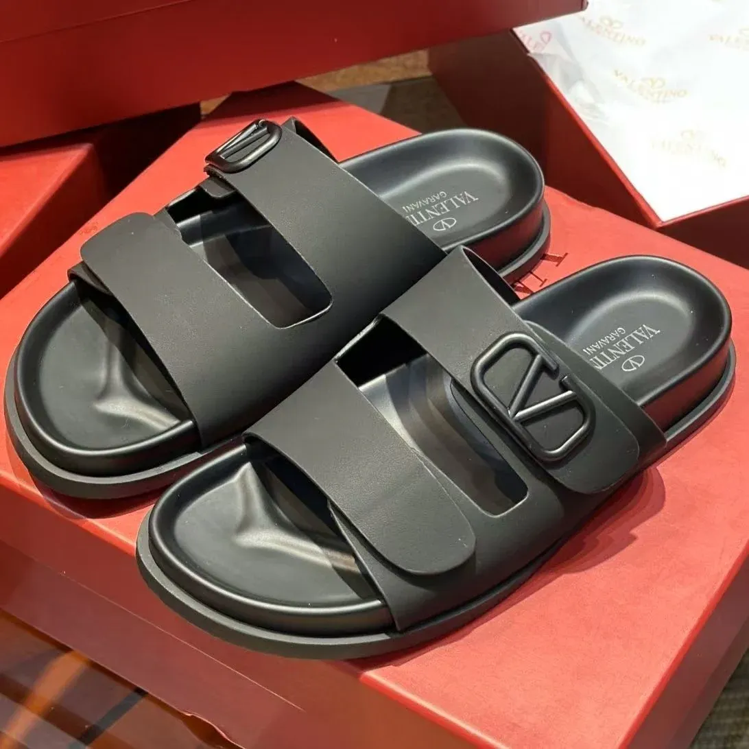 Couple's Fashion Casual All-match Sandals And Slippers Velcro