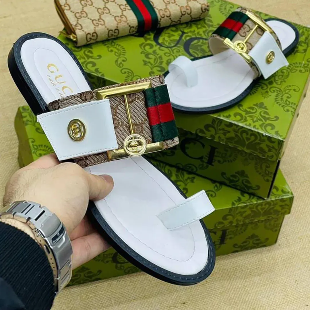 New fashion and versatile vintage sandals