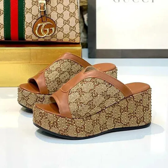 New fashion classic versatile Sandals