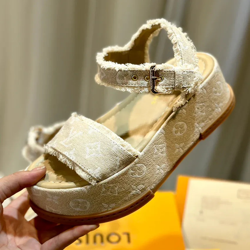 New fashionable denim casual sandals