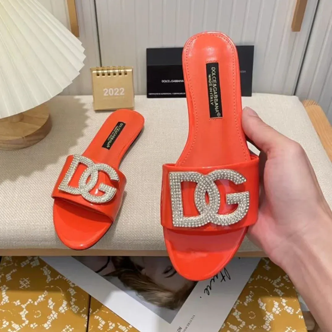 New Open Toe Flat Rhinestone Beach Slippers