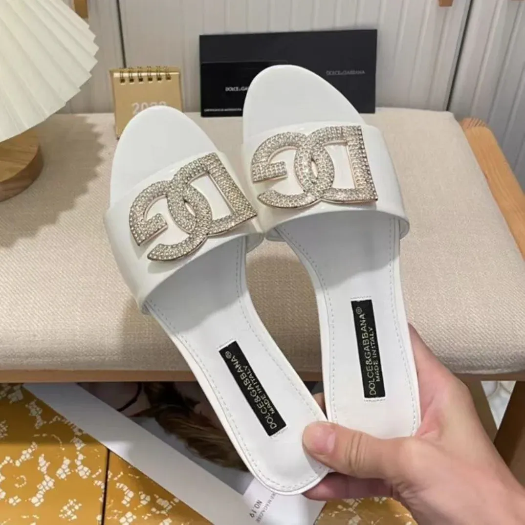 New Open Toe Flat Rhinestone Beach Slippers