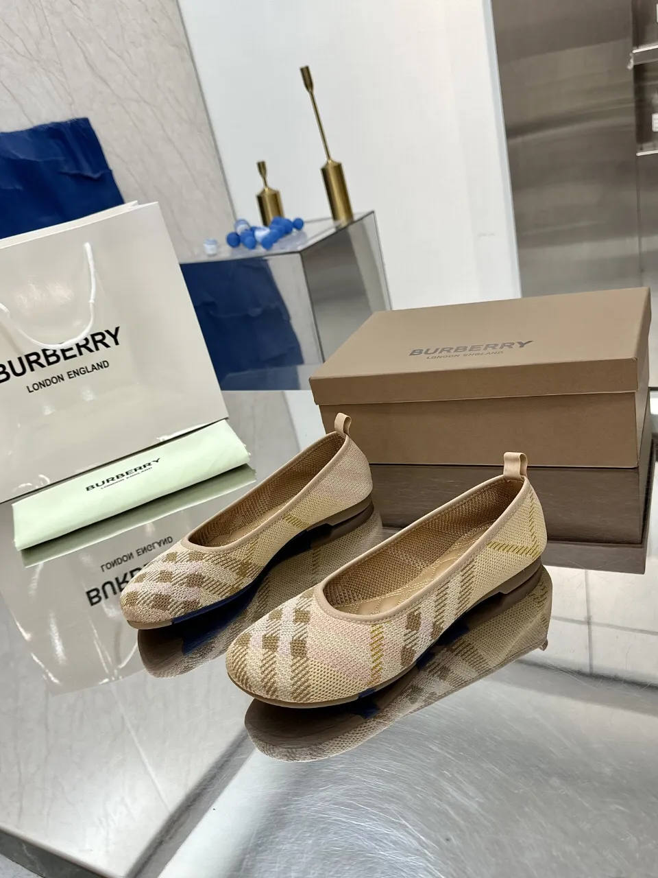 Luxury fashion classic versatile sandals