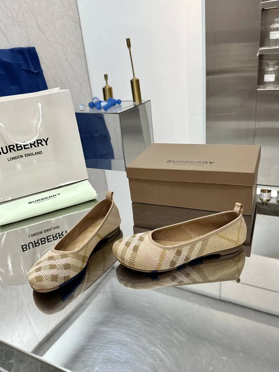 Luxury fashion classic versatile sandals