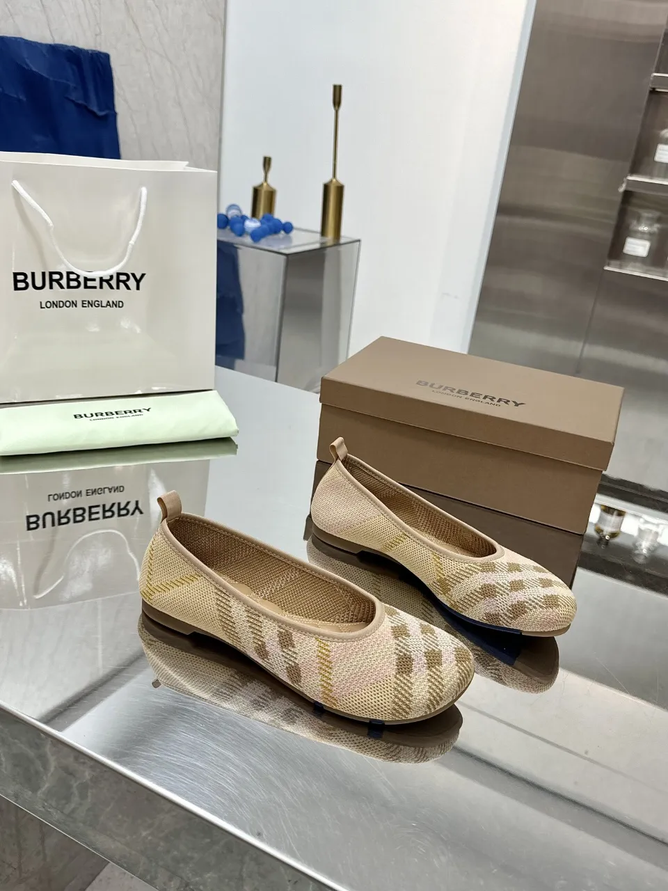 Luxury fashion classic versatile sandals