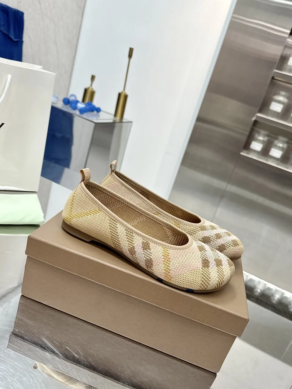 Luxury fashion classic versatile sandals