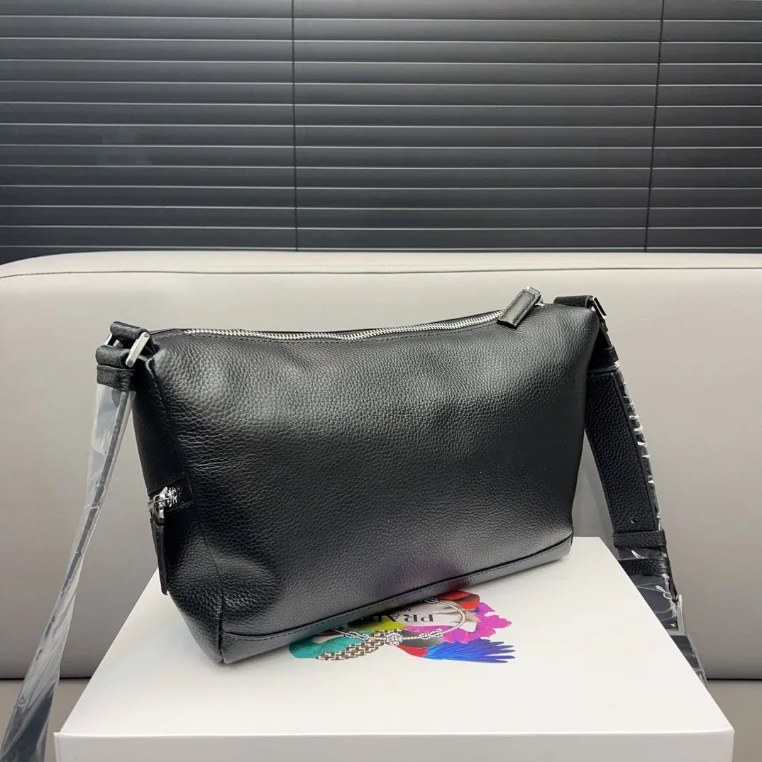 New fashion men's versatile crossbody bag