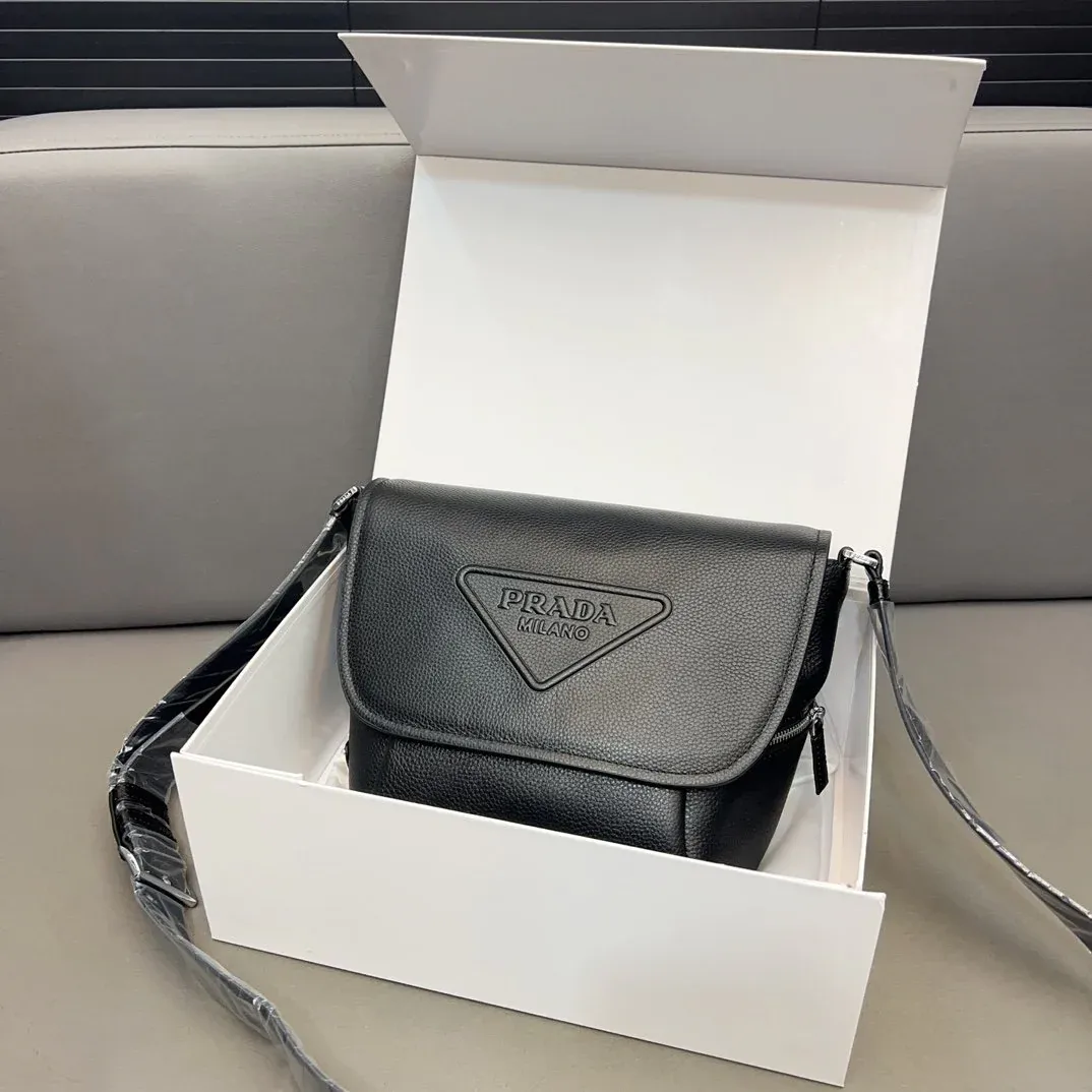 New fashion men's versatile crossbody bag