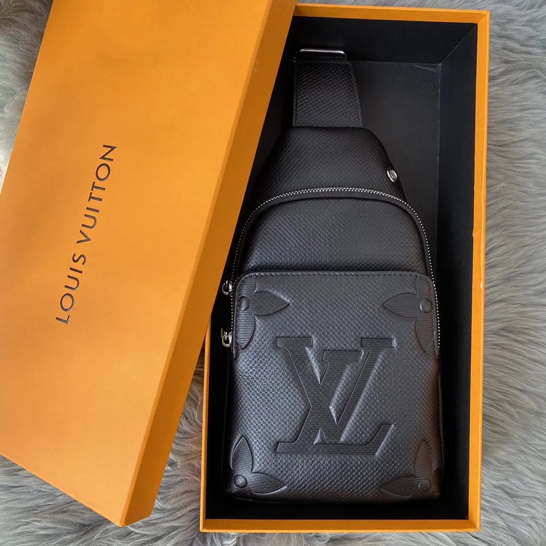 New Fashion Versatile Men's Chest Bag