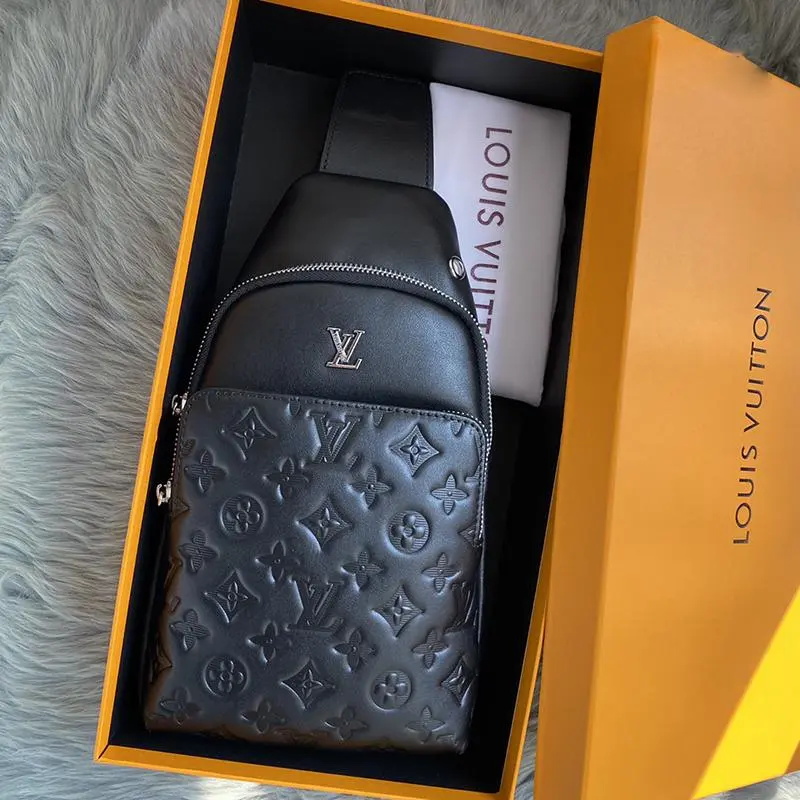 New Fashion Versatile Men's Chest Bag