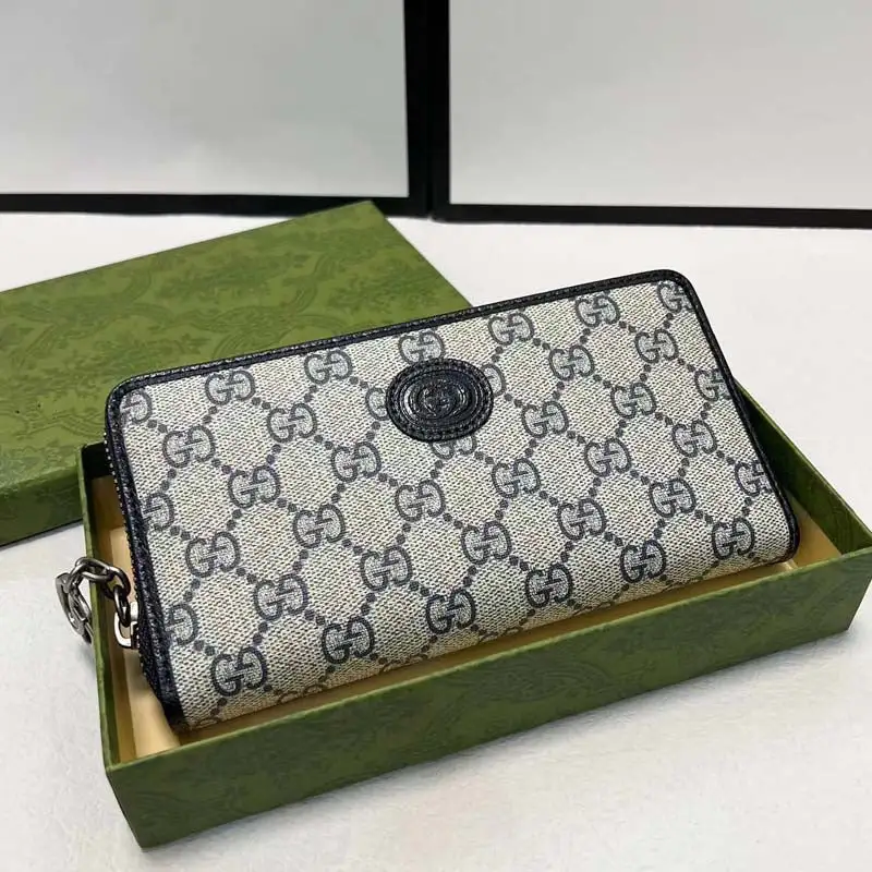 Classic elements and modern essence of the long zipper men's wallet, can hold more than one card