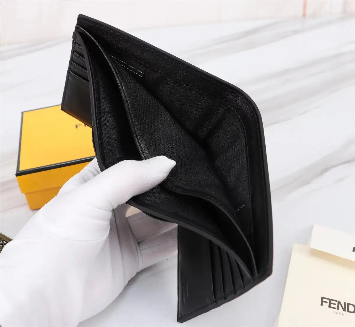 Silk Screen Stamped Short Clip Wallet