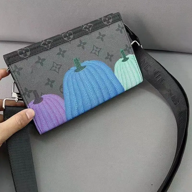 Classic versatile one shoulder crossbody bag