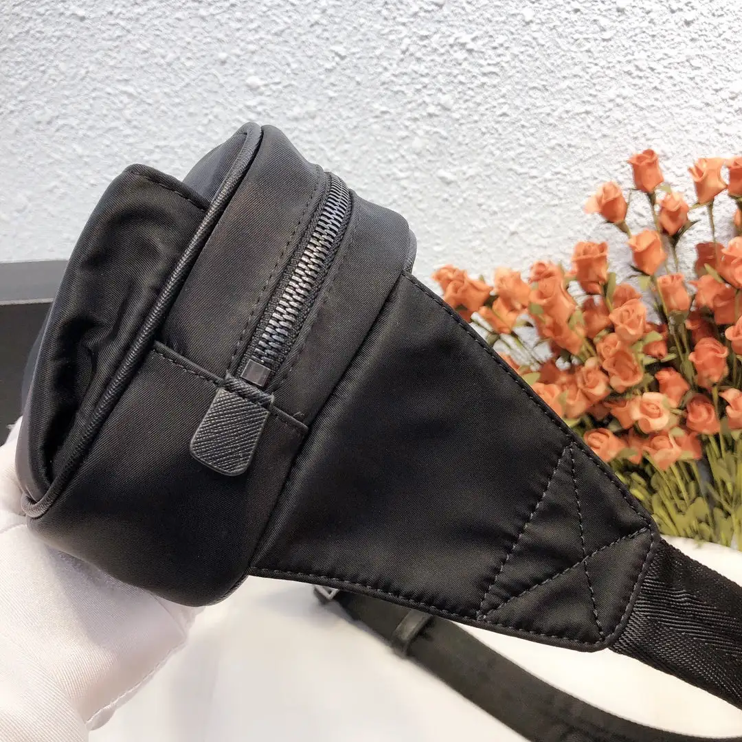 New trendy and fashionable bags