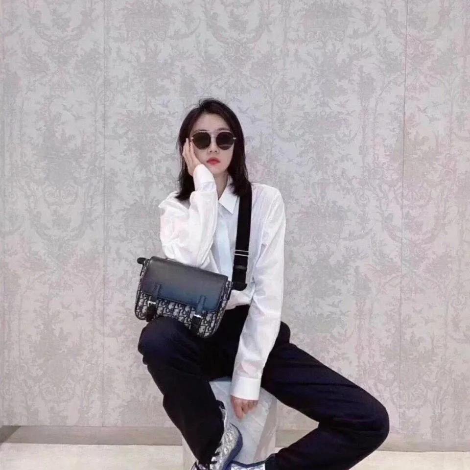 New trendy men's sports messenger bag PD10042106