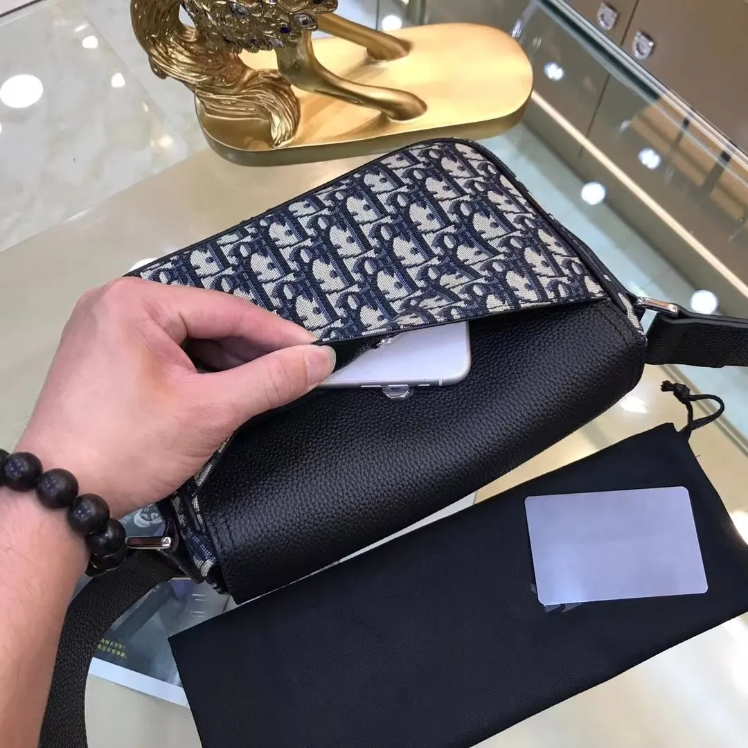 New trendy men's sports messenger bag PD10042106